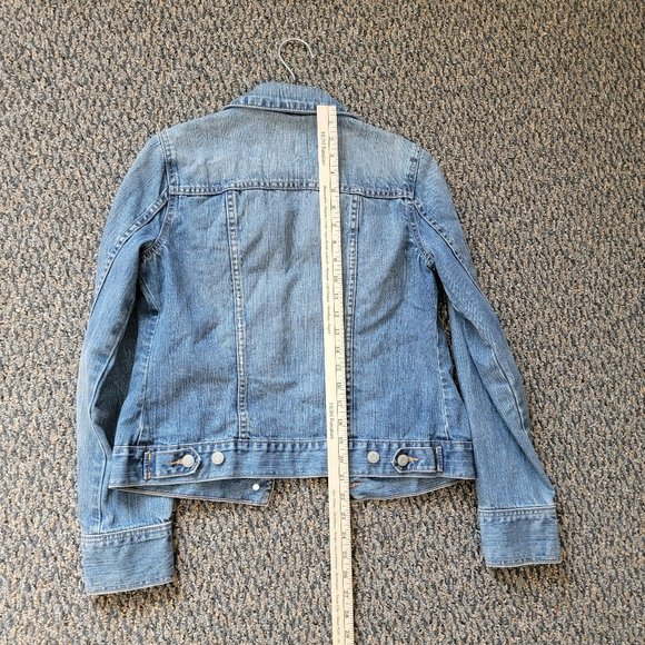 NWOT Old Navy Vintage Style Jean Jacket Size Medium Great Details! - Picture 11 of 13